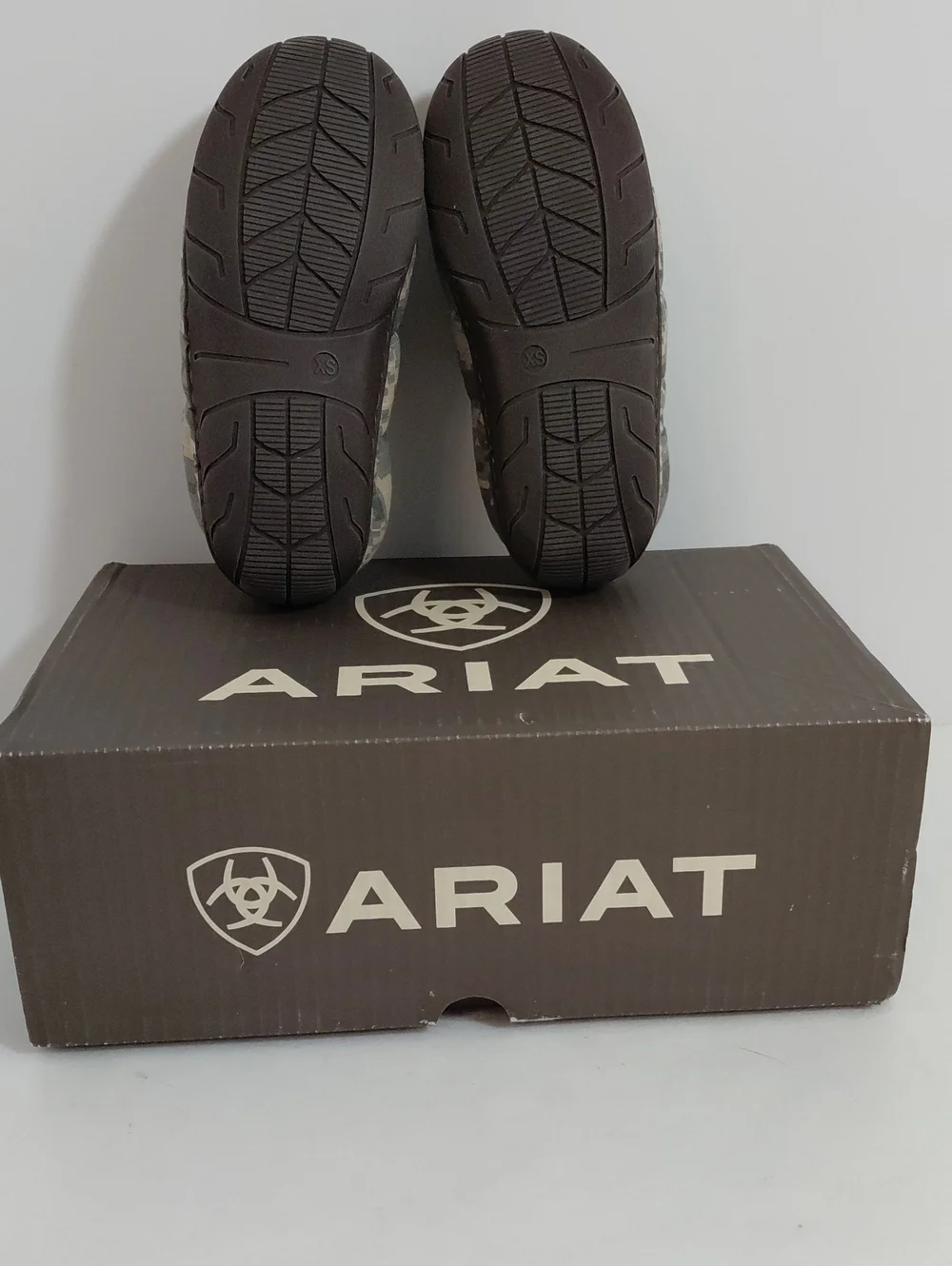 Ariat kids slip